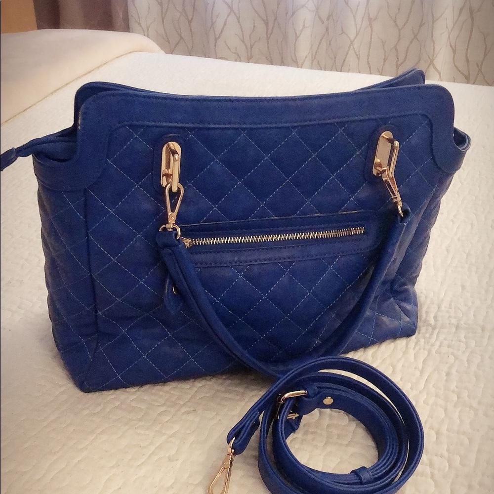 Royal blue hand bag.